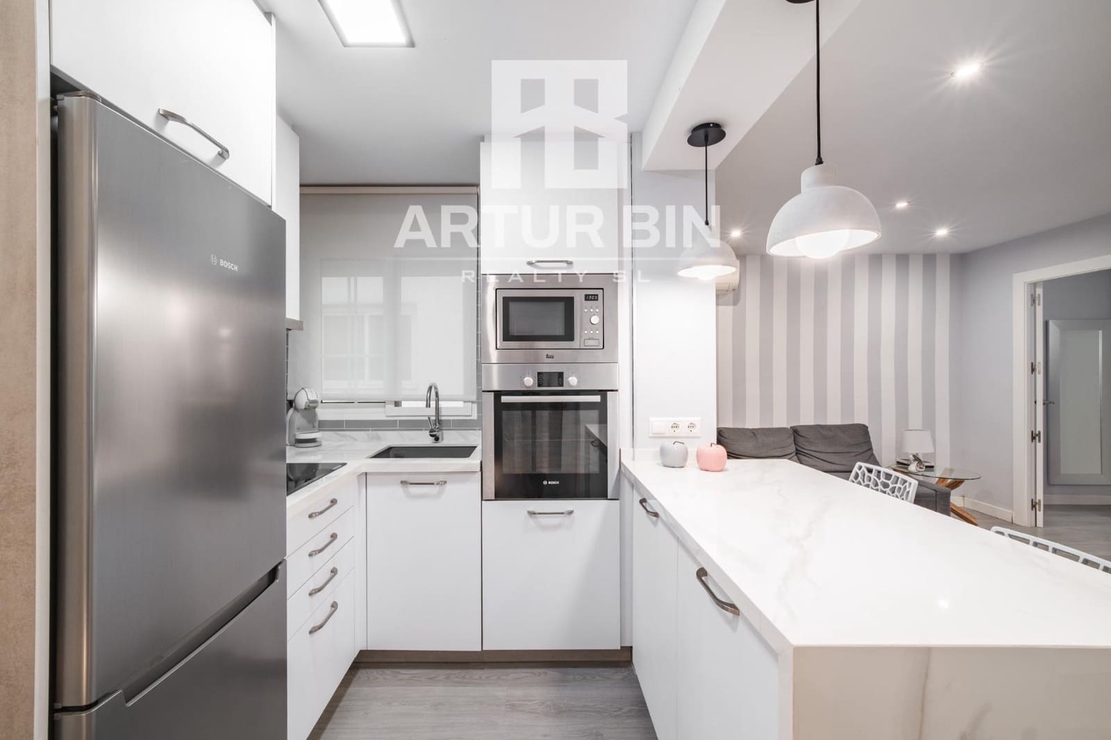 2 bedroom Flat for sale in Valencia city - € 240,000 (Ref: 10020978)