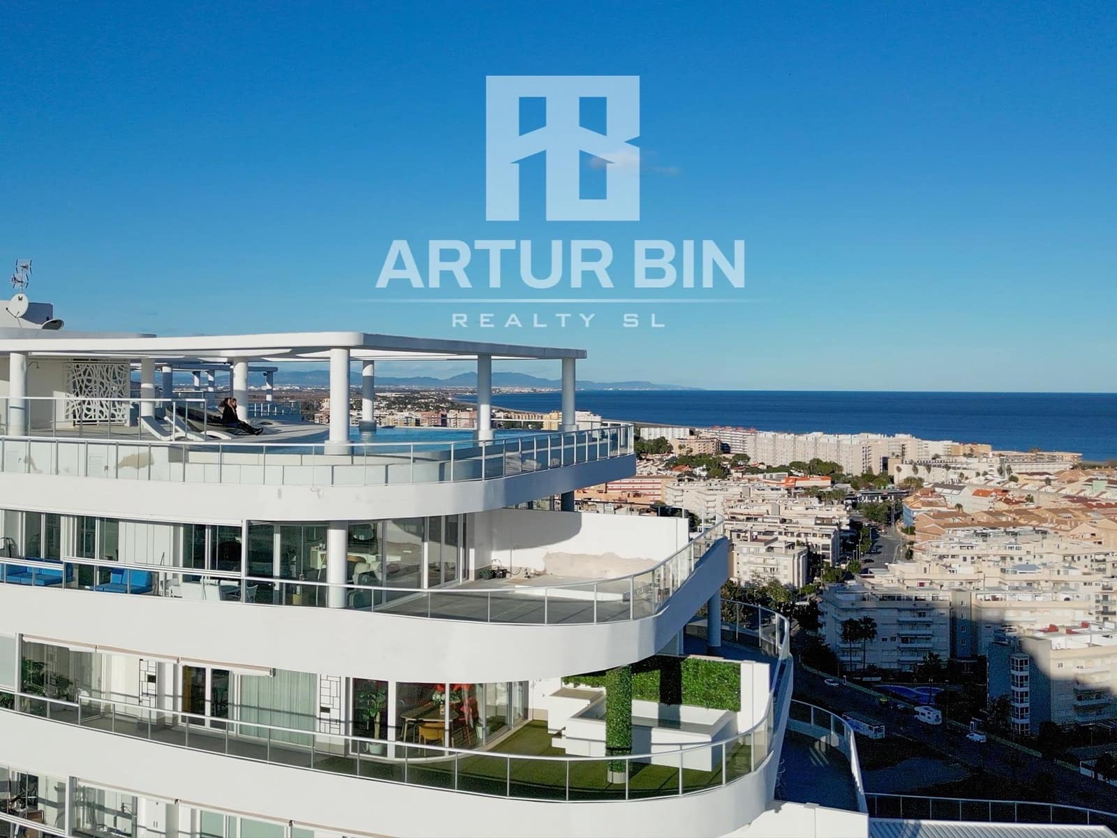 Appartement de 3 chambres à louer à Canet d'En Berenguer avec piscine garage - 2 800 € (Ref: 10022537)