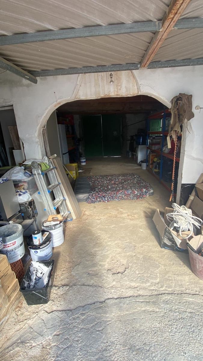 3 sovrum Villa till salu i La Pobla de Vallbona med pool garage - 350 000 € (Ref: 10025675)