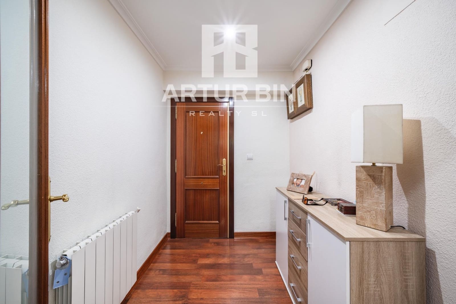 4 bedroom Flat for sale in Quart de Poblet - € 269,400 (Ref: 10027375)