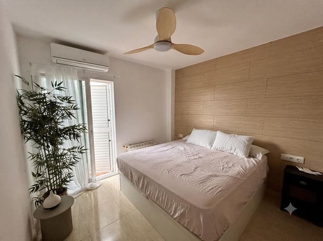 3 bedroom Villa for sale in Moncada with pool garage - € 539,000 (Ref: 10032106)