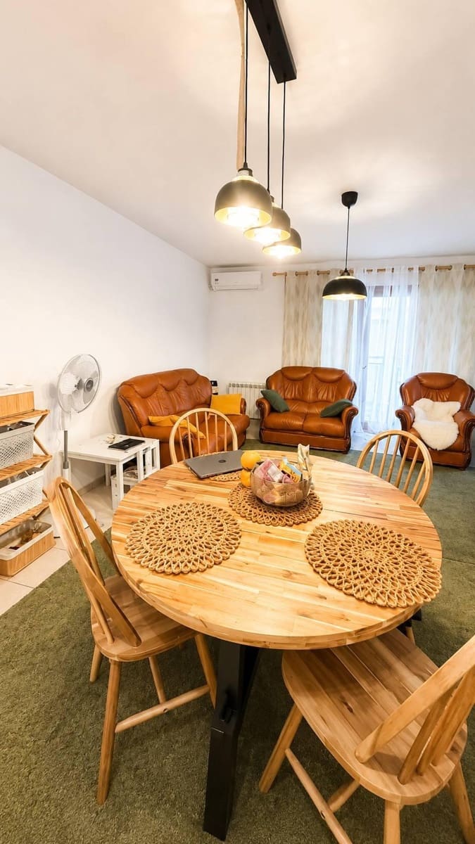 5 makuuhuone Omakotitalo vuokrattavana paikassa Sueca mukana 
autotalli - 1 600 € (Ref: 10035440)