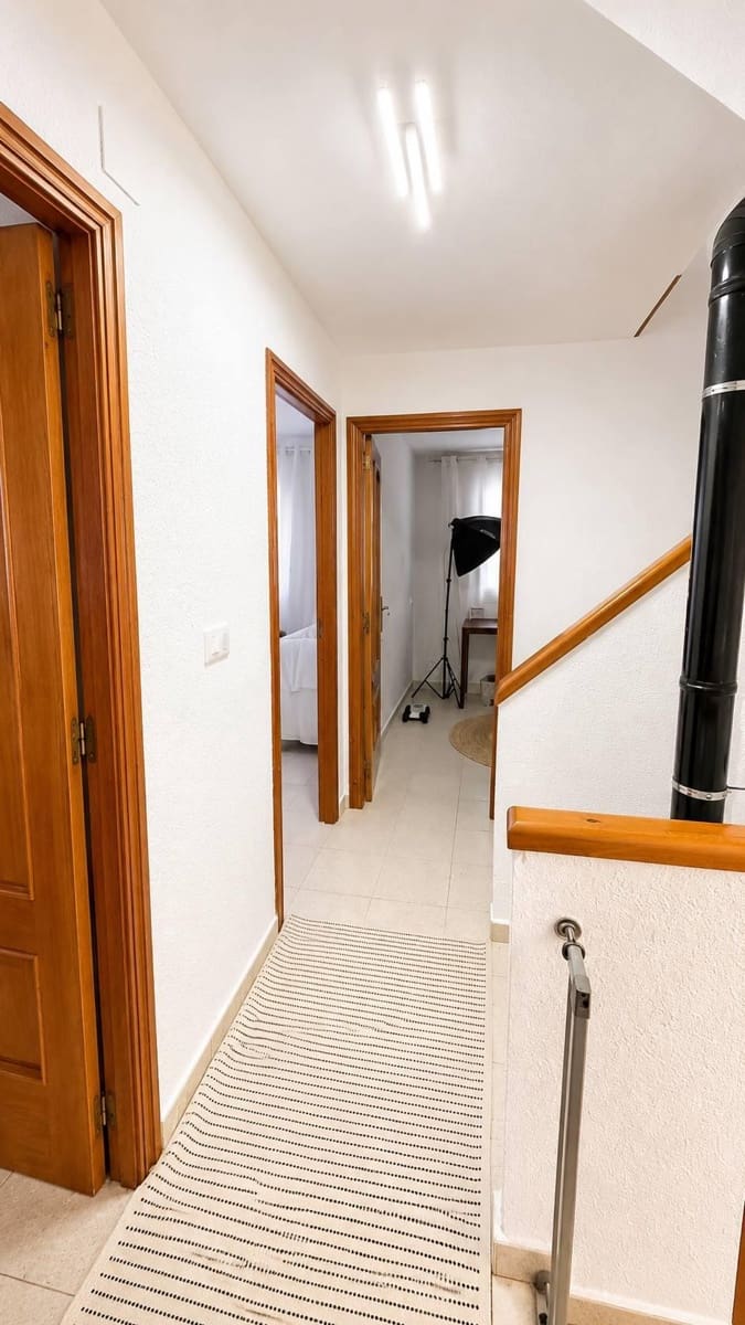 5 makuuhuone Omakotitalo vuokrattavana paikassa Sueca mukana 
autotalli - 1 600 € (Ref: 10035440)