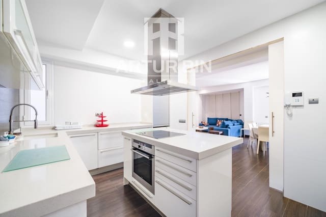 3 camera da letto Appartamento da affittare in La Gran Via, Valencia città - 2.500 € (Rif: 10047392)