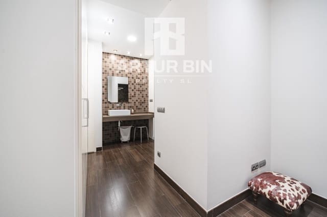 3 camera da letto Appartamento da affittare in La Gran Via, Valencia città - 2.500 € (Rif: 10047392)