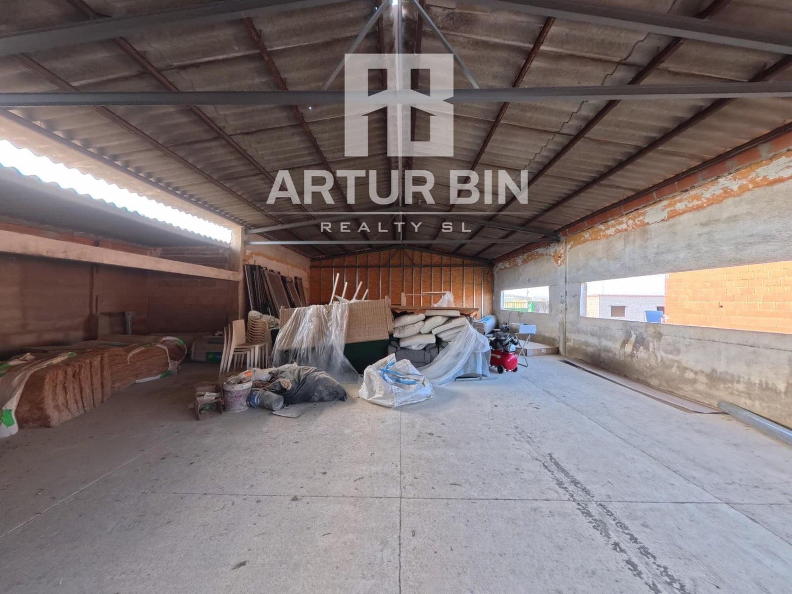 Comercial para arrendar em Alaquas - 300 € (Ref: 10067995)