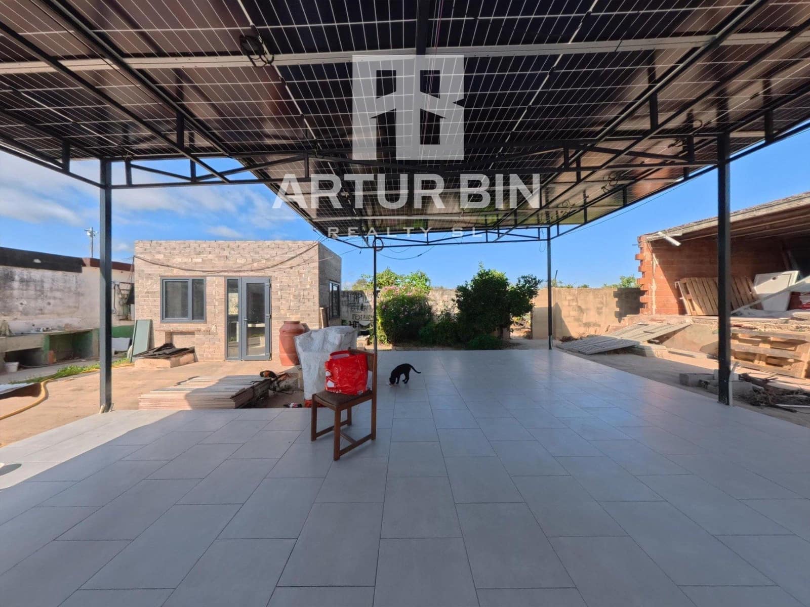 Comercial para arrendar em Alaquas - 300 € (Ref: 10067995)
