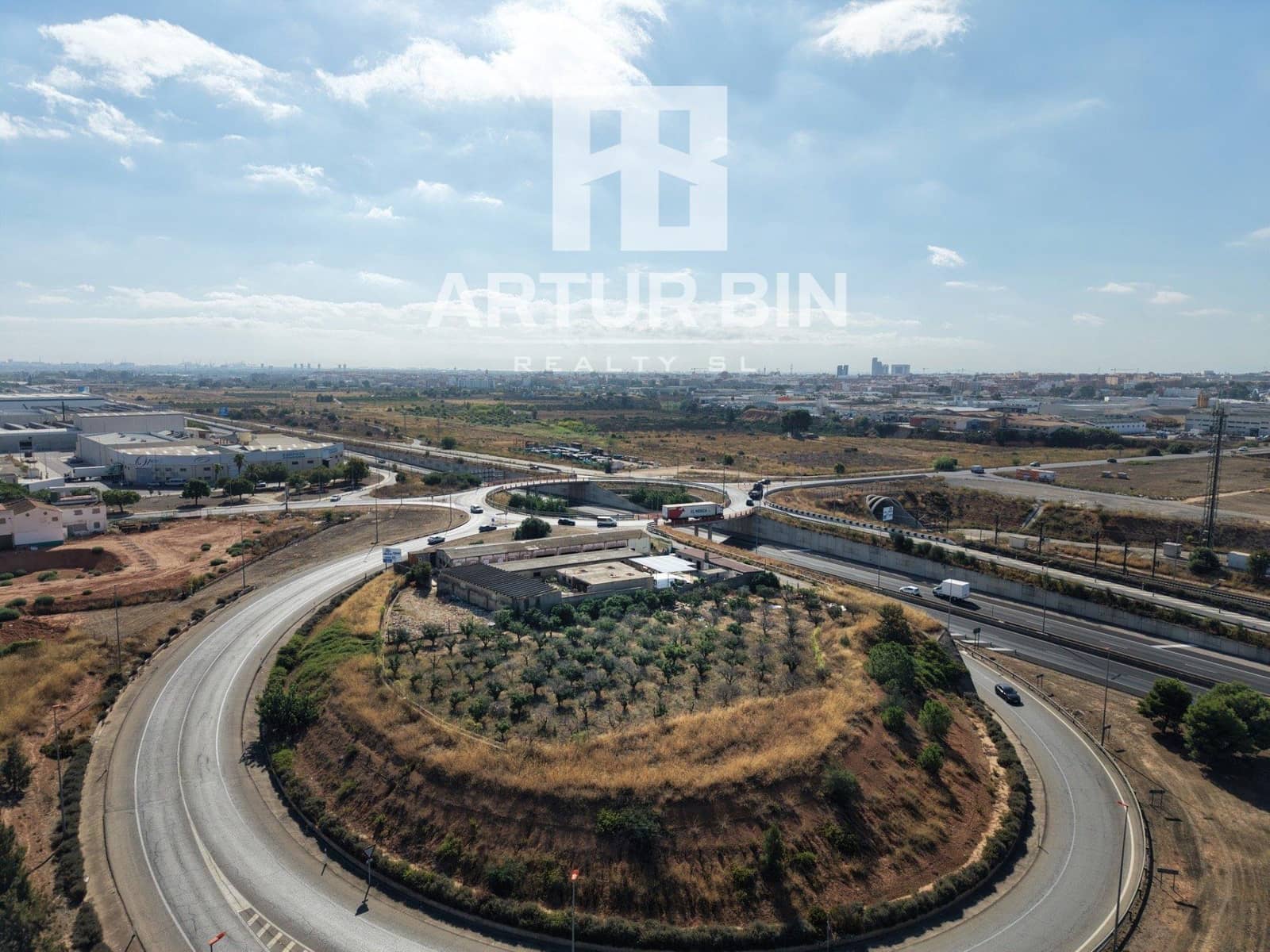 Comercial para arrendar em Alaquas - 300 € (Ref: 10067995)
