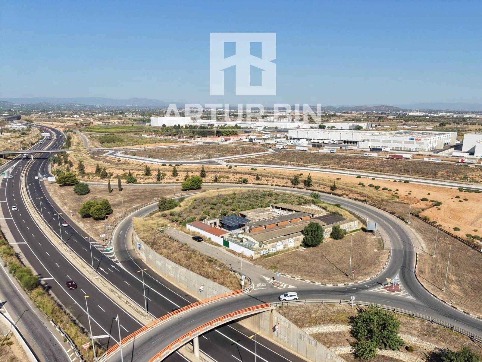 Comercial para arrendar em Alaquas - 300 € (Ref: 10067995)