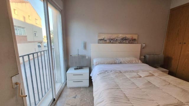4 sovrum Radhus till salu i Puçol med garage - 365 000 € (Ref: 10076477)