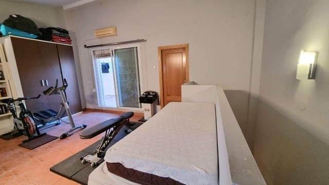 4 sovrum Radhus till salu i Puçol med garage - 365 000 € (Ref: 10076477)