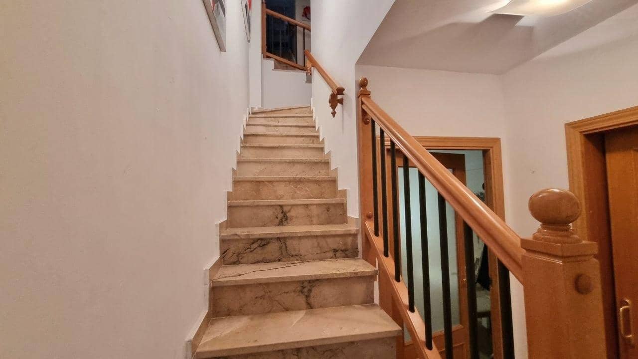 4 sovrum Radhus till salu i Pucol med garage - 365 000 € (Ref: 10076477)