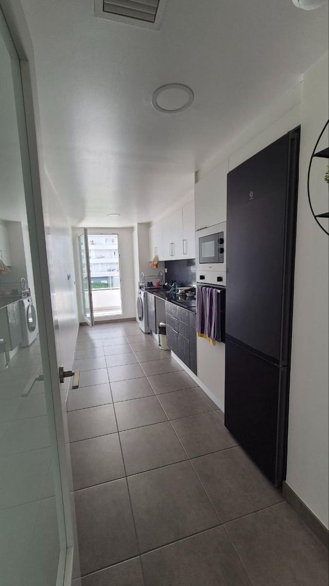 2 sypialnia Mieszkanie do wynajęcia w Miasto Walencja z basenem garażem - 1 600 € (Ref: 10078429)