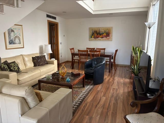 5 Zimmer Reihenhaus zu verkaufen in Godella mit Pool Garage - 770.000 € (Ref: 10081285)