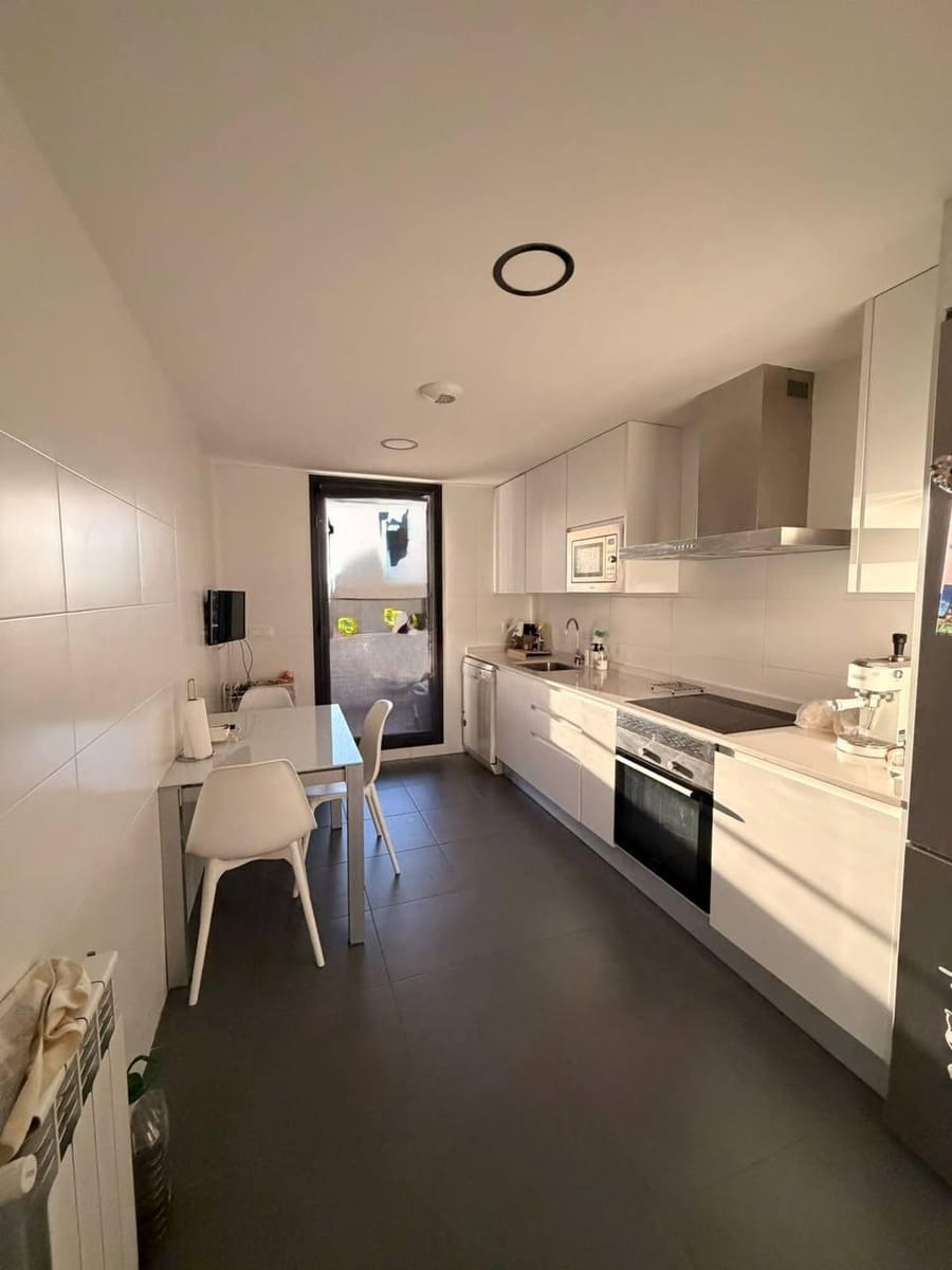 3 Zimmer Wohnung zu verkaufen in Valencia Stadt mit Pool Garage - 720.000 € (Ref: 10089763)