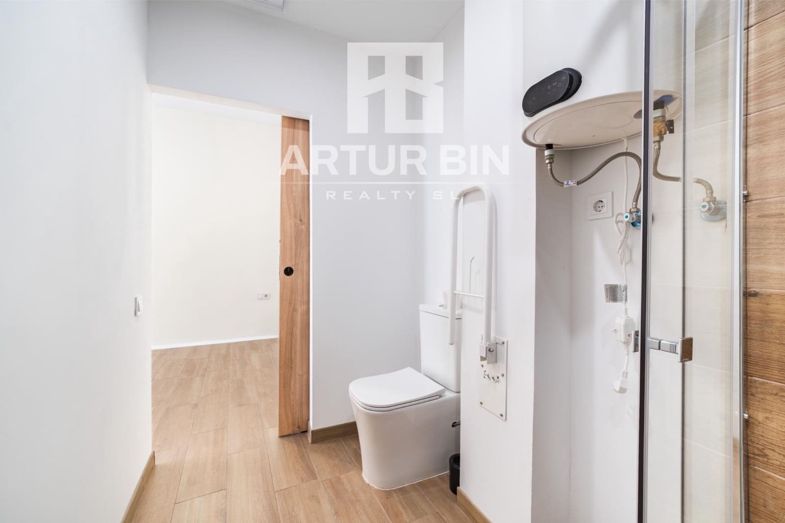 Gewerbe zu vermieten in Valencia Stadt - 1.200 € (Ref: 10094747)