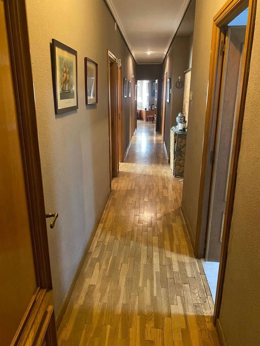 Piso de 4 habitaciones en València ciudad en venta - 780.000 € (Ref: 10102676)