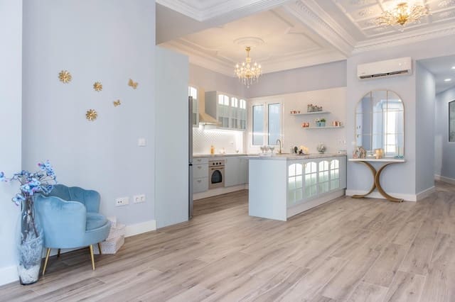 Piso de 4 habitaciones en Russafa, València ciudad en venta - 799.000 € (Ref: 10109752)