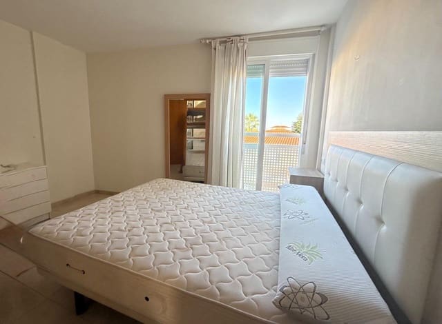 3 Zimmer Reihenhaus zu vermieten in Chilches - 900 € (Ref: 10109753)