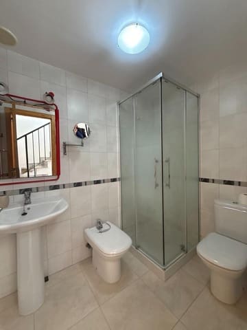 3 Zimmer Reihenhaus zu vermieten in Chilches - 900 € (Ref: 10109753)