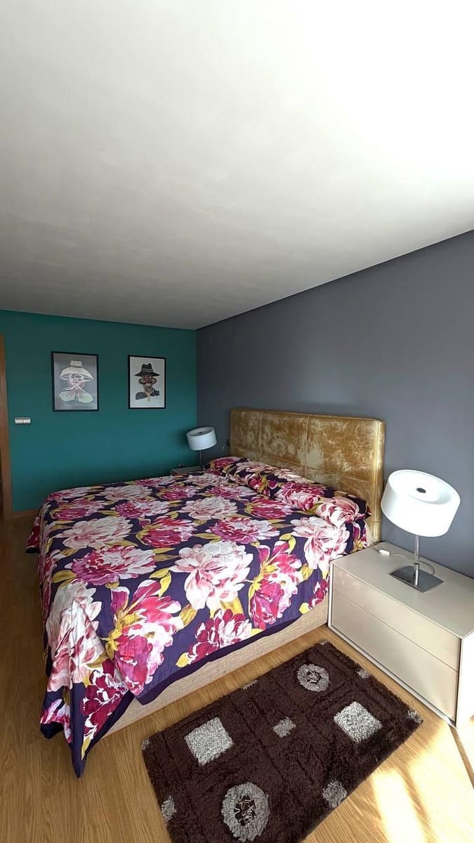 Appartement de 3 chambres à louer à Playa de San Juan avec piscine garage - 1 900 € (Ref: 10115931)