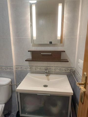 2 bedroom Flat for sale in San Gabriel, Alicante / Alacant city - € 225,000 (Ref: 10115932)