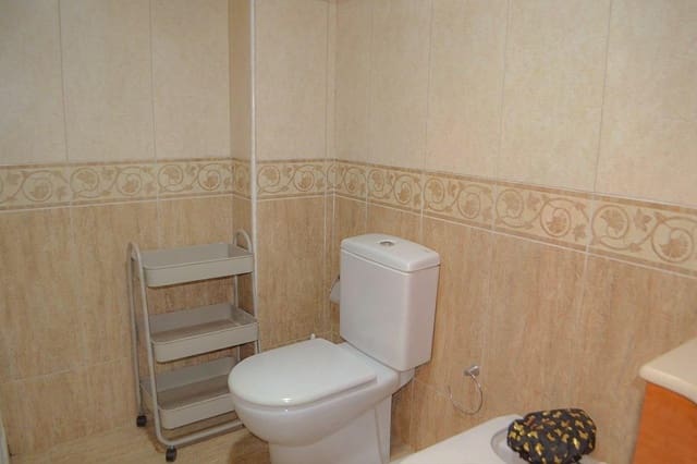2 bedroom Flat for sale in San Gabriel, Alicante / Alacant city - € 225,000 (Ref: 10115932)