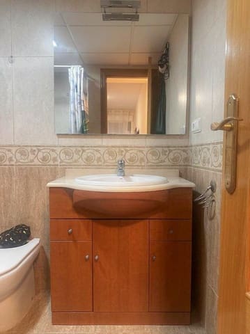 2 bedroom Flat for sale in San Gabriel, Alicante / Alacant city - € 225,000 (Ref: 10115932)