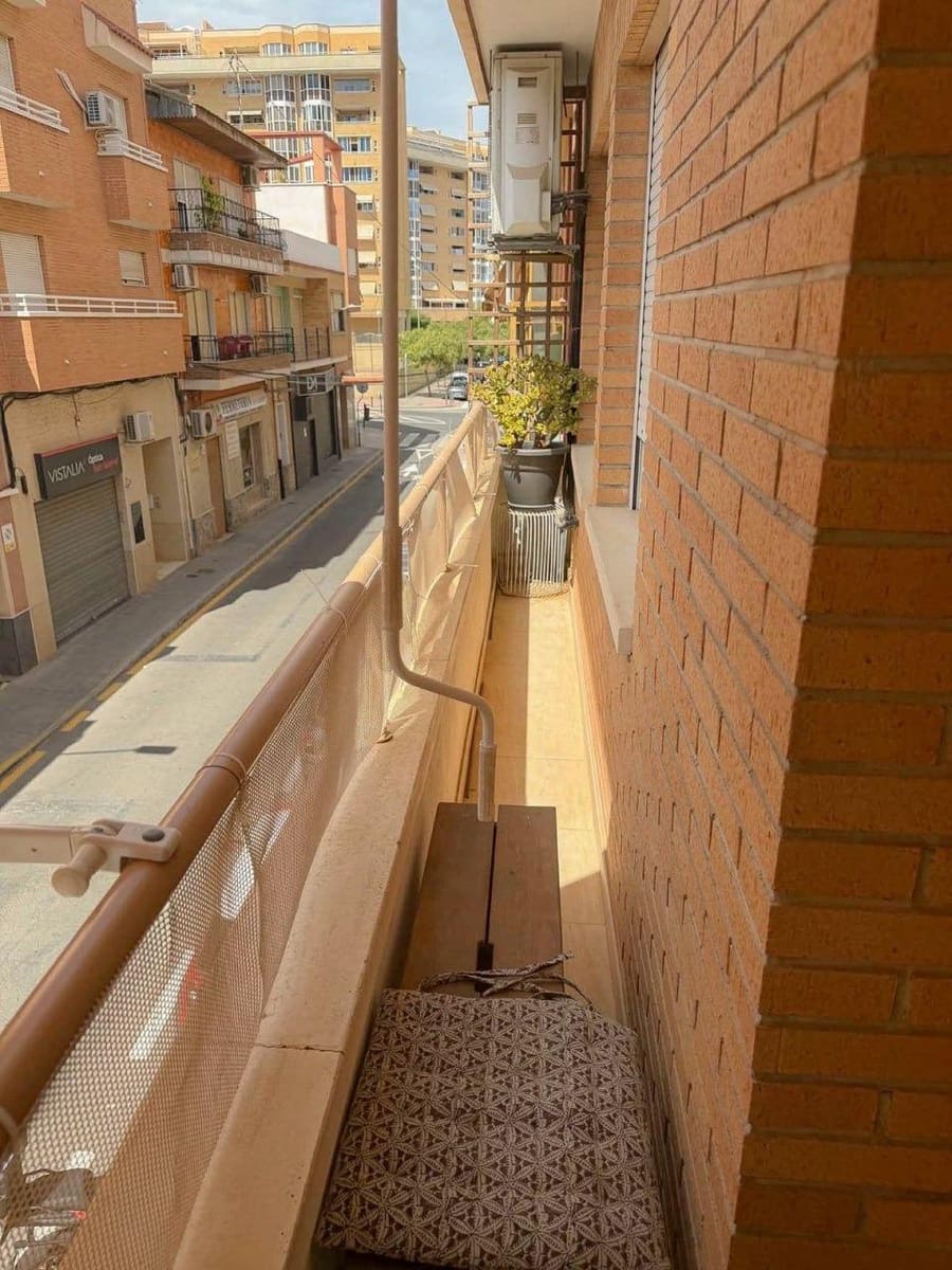 2 bedroom Flat for sale in Alicante / Alacant city - € 225,000 (Ref: 10115932)