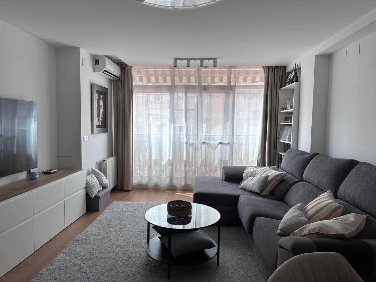 3 bedroom Flat for sale in Valencia city with garage - € 545,000 (Ref: 10115933)