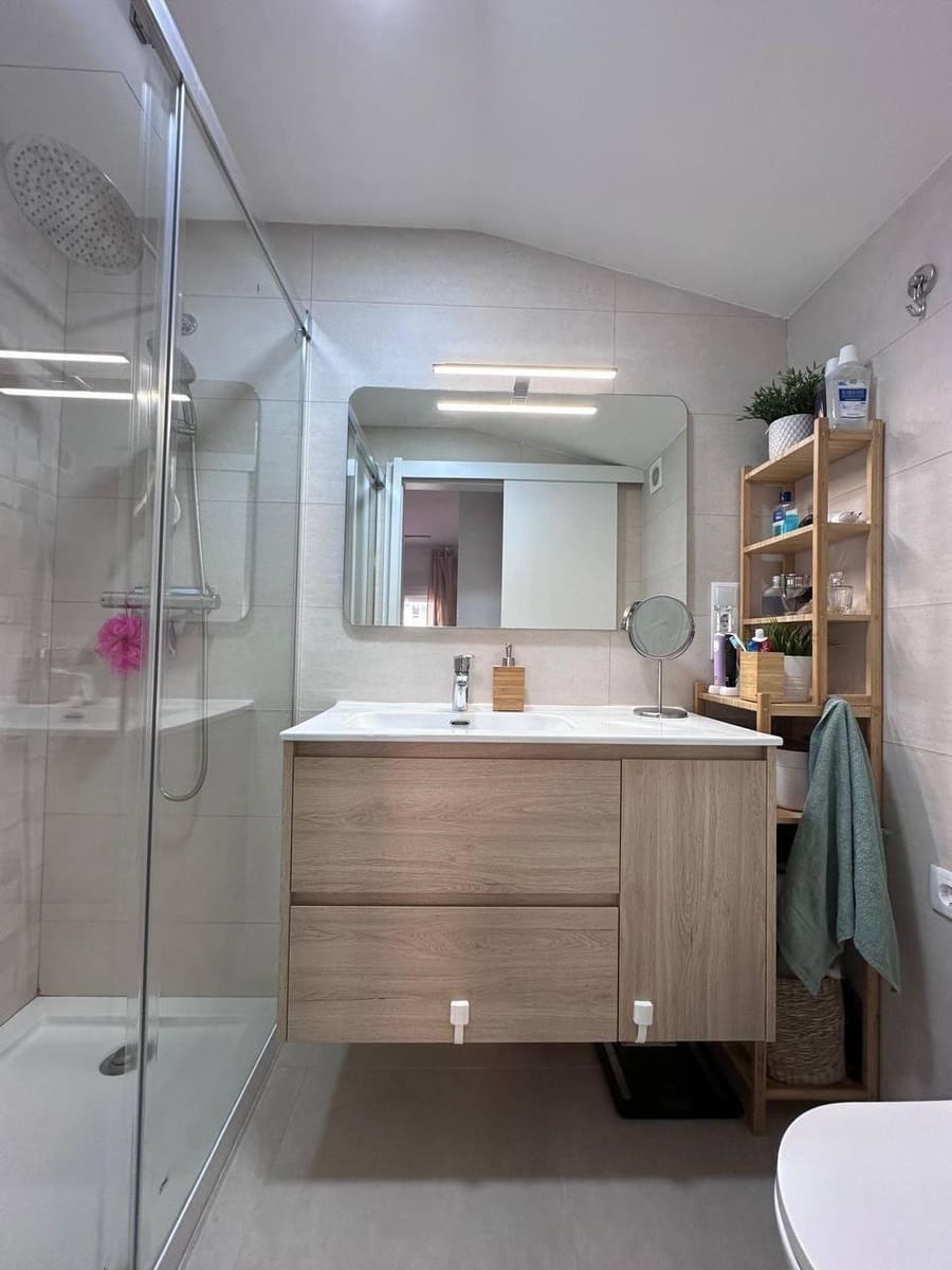 3 bedroom Flat for sale in Valencia city with garage - € 545,000 (Ref: 10115933)
