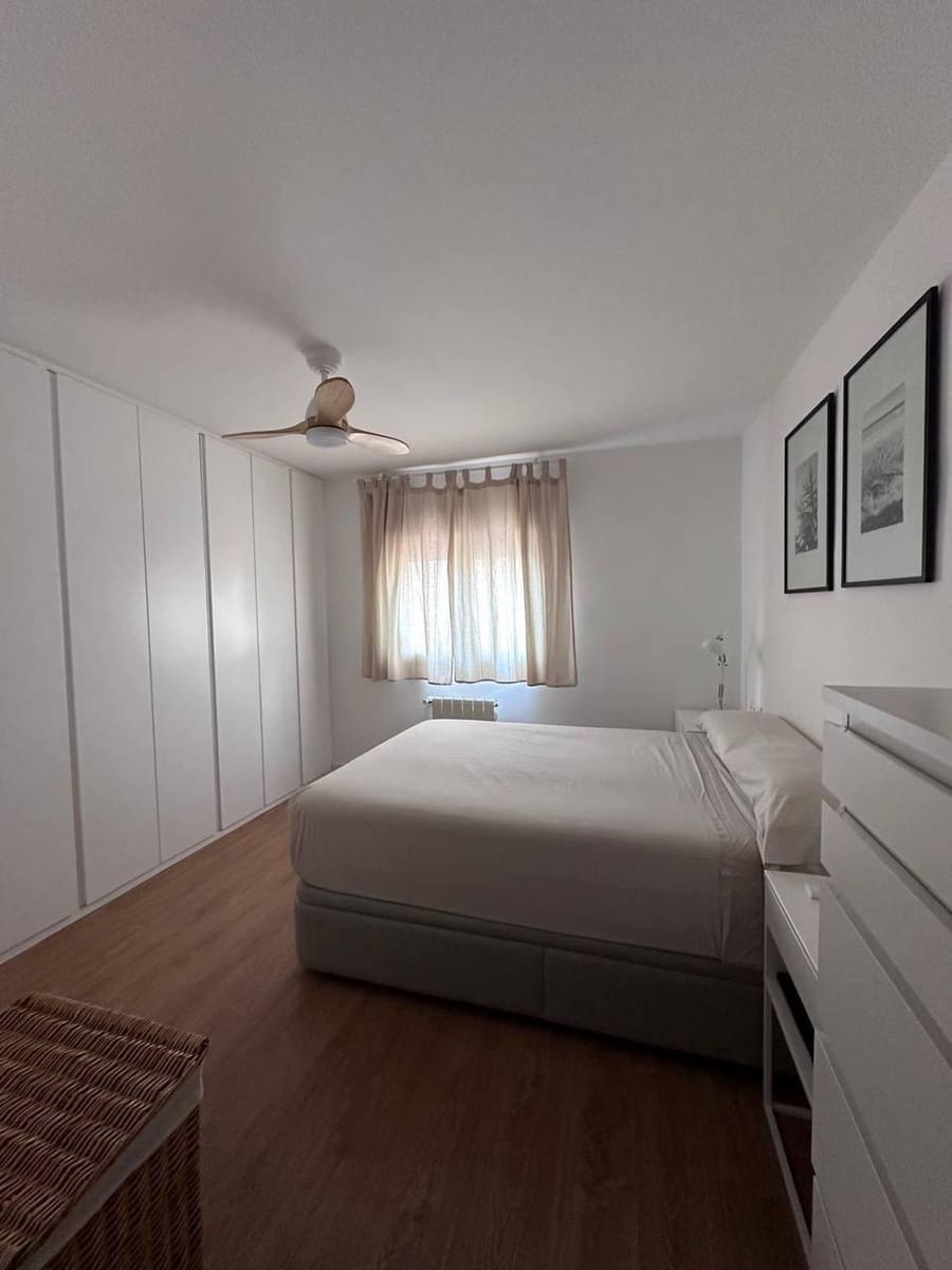 3 bedroom Flat for sale in Valencia city with garage - € 545,000 (Ref: 10115933)