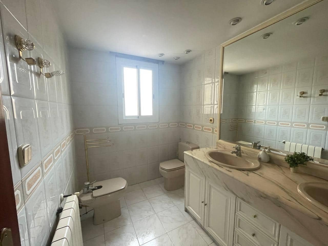4 chambre Appartement à vendre à Valence ville avec garage - 479 500 € (Ref: 10115934)