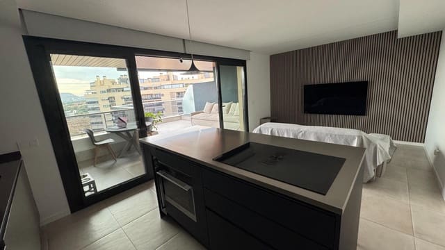 2 soverom Leilighet til salgs i Alicante Golf, Alicante by med svømmebasseng garasje - € 679 000 (Ref: 10132053)