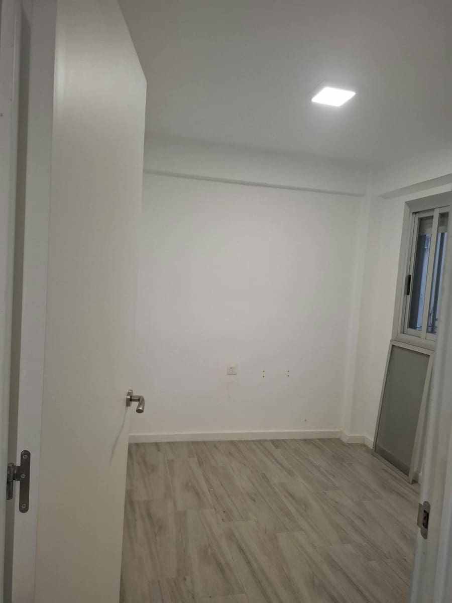 3 makuuhuone Asunto vuokrattavana paikassa Valencia kaupunki - 1 400 € (Ref: 10132784)