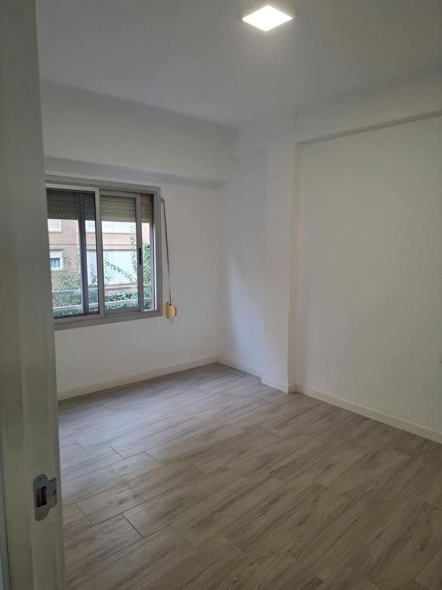 3 makuuhuone Asunto vuokrattavana paikassa Valencia kaupunki - 1 400 € (Ref: 10132784)