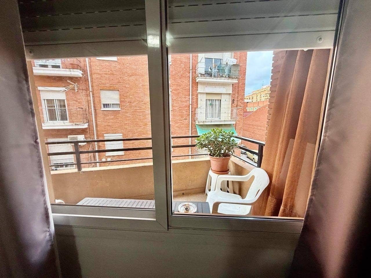 4 soverom Leilighet til salgs i Sagunto / Sagunt med garasje - € 180 000 (Ref: 10136113)