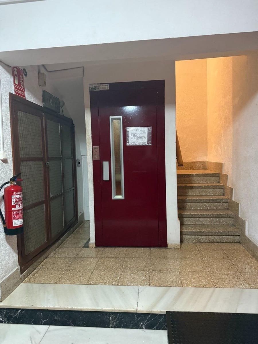 4 soverom Leilighet til salgs i Sagunto / Sagunt med garasje - € 180 000 (Ref: 10136113)
