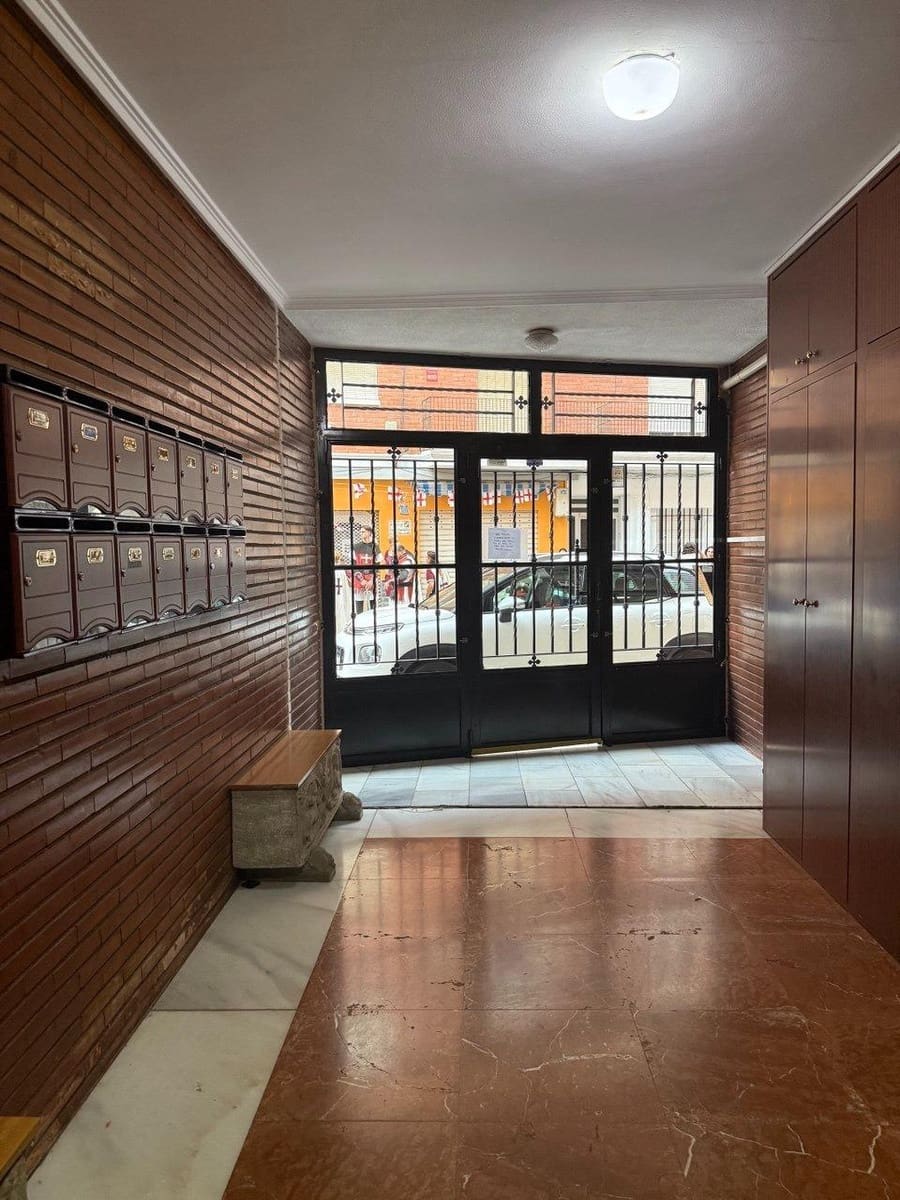 4 soverom Leilighet til salgs i Sagunto / Sagunt med garasje - € 180 000 (Ref: 10136113)