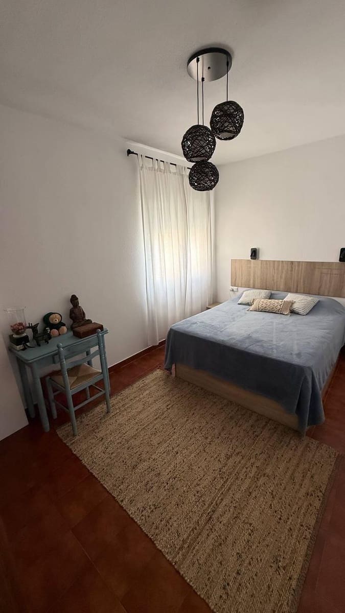 2 soveværelse Lejlighed til salg i Alicante by - € 224.500 (Ref: 10136115)