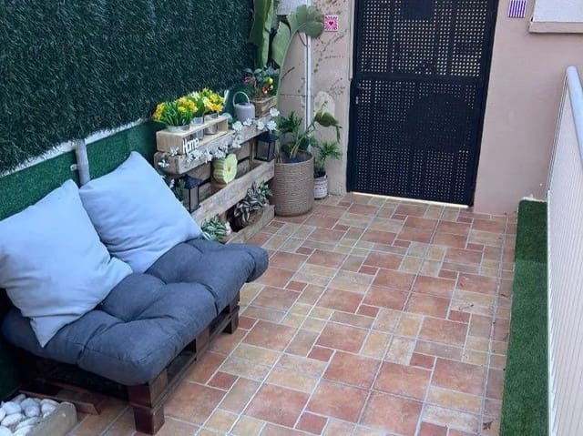 4 soveværelse Rækkehus til salg i Valverde, Elche / Elx med swimmingpool - € 310.000 (Ref: 10136118)