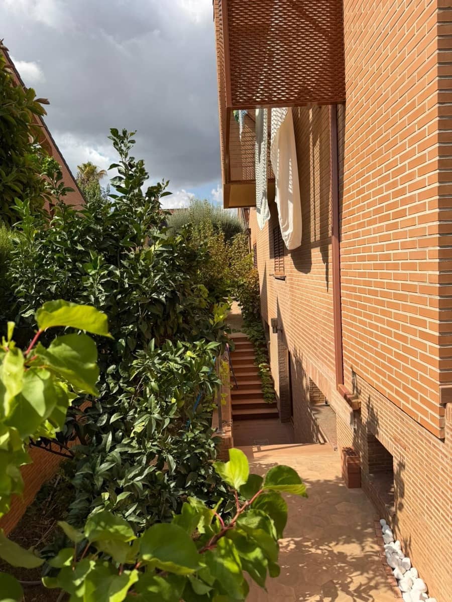 5 sypialnia Willa na sprzedaż w Betera - 999 000 € (Ref: 10136119)