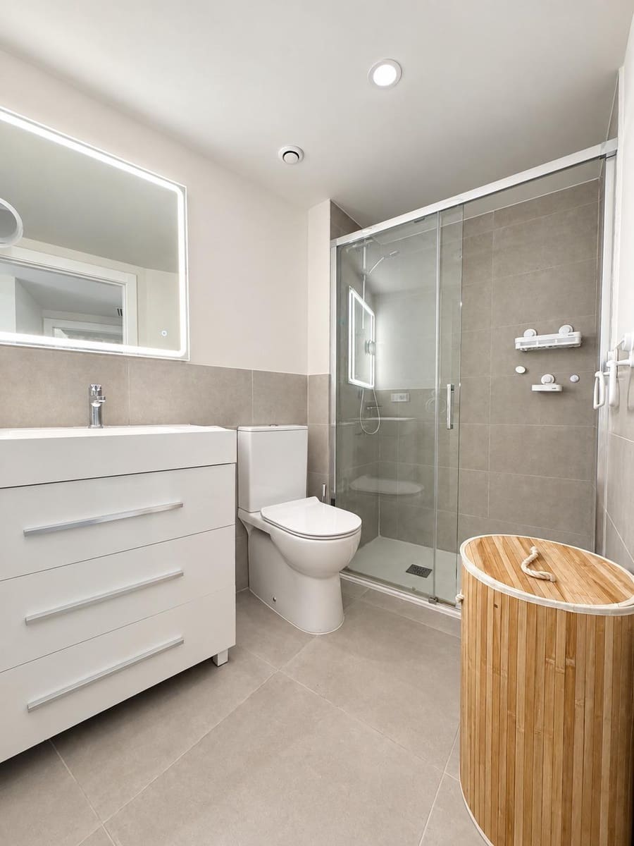 3 bedroom Flat for sale in Canet d'En Berenguer with pool garage - € 520,000 (Ref: 10142668)