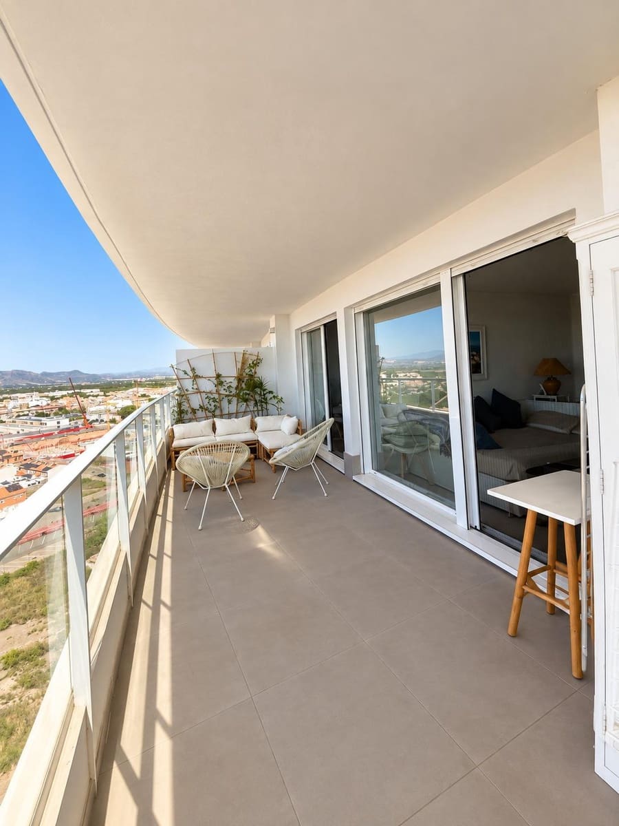 3 bedroom Flat for sale in Canet d'En Berenguer with pool garage - € 520,000 (Ref: 10142668)