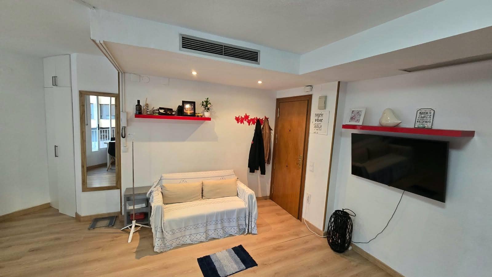 Yksiö myytävänä paikassa Valencia kaupunki - 156 000 € (Ref: 10147183)