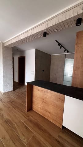 2 soveværelse Lejlighed til salg i Alicante by - € 129.000 (Ref: 10147188)