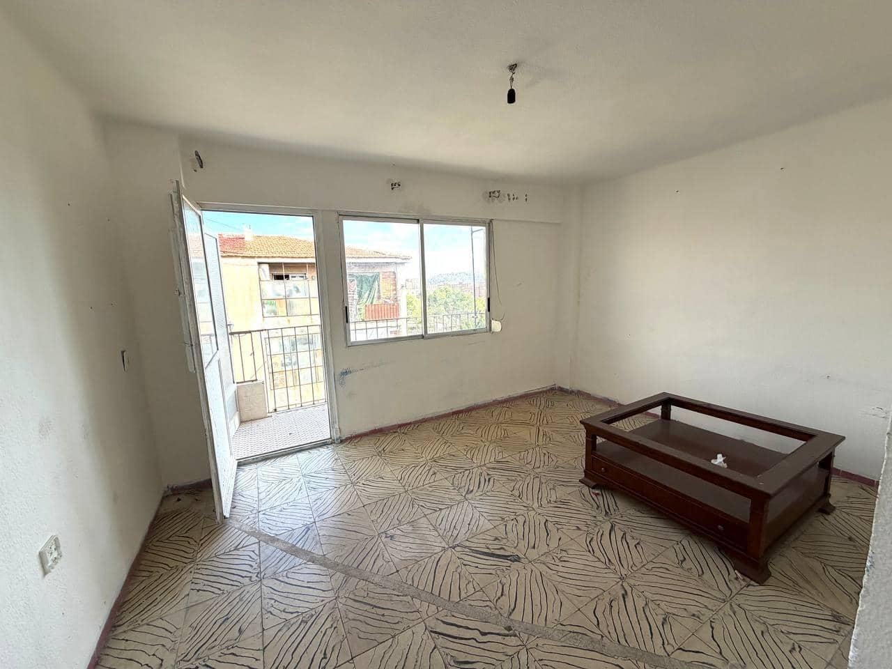 3 soverom Leilighet til salgs i Alicante by - € 89 000 (Ref: 10147189)