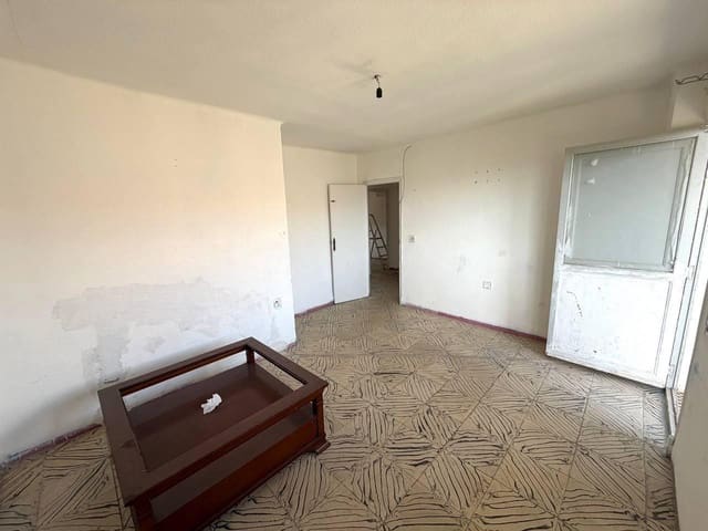 3 soveværelse Lejlighed til salg i Alicante by - € 89.000 (Ref: 10147189)