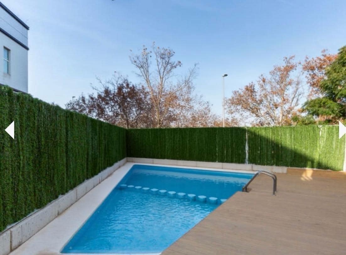3 bedroom Flat for sale in Valencia city with pool garage - € 650,000 (Ref: 10155324)