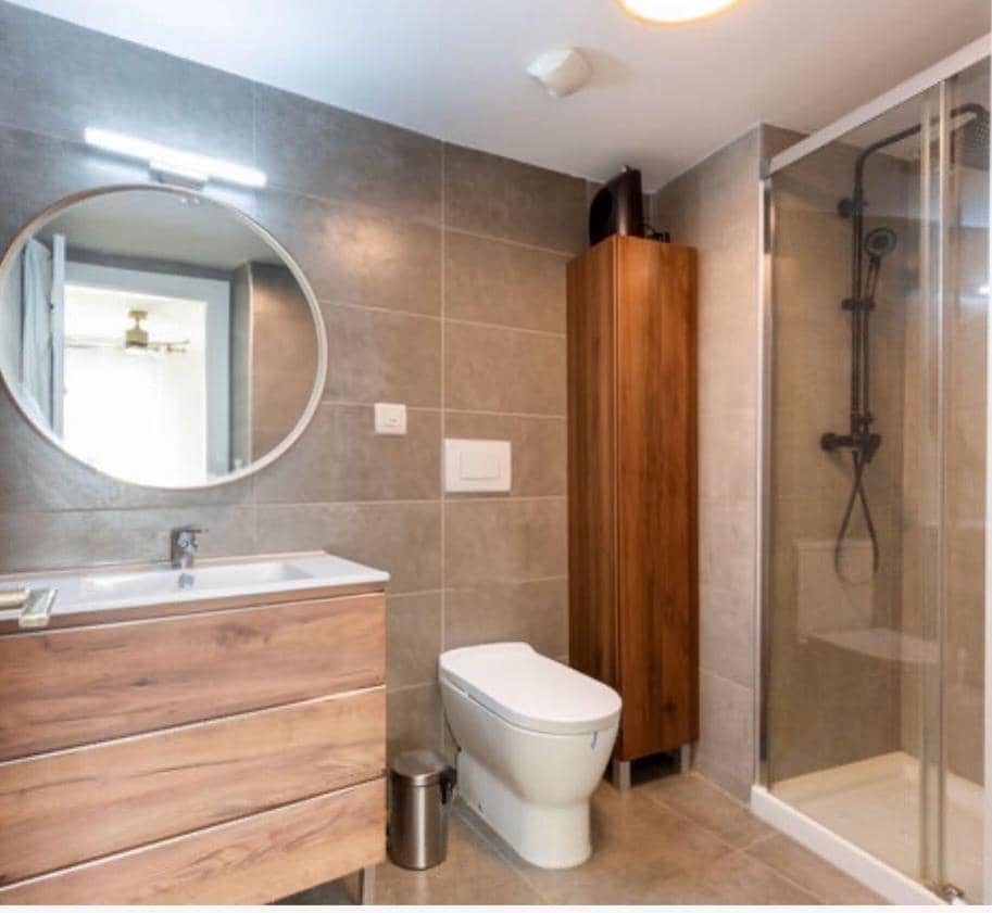 3 bedroom Flat for sale in Valencia city with pool garage - € 650,000 (Ref: 10155324)